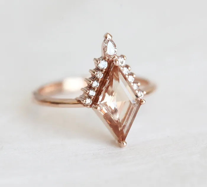 Amaris Kite Morganite Diamond Ring Capucinne Rings