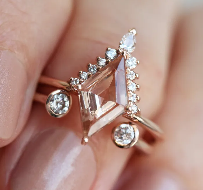Amaris Kite Morganite Diamond Ring Capucinne Rings