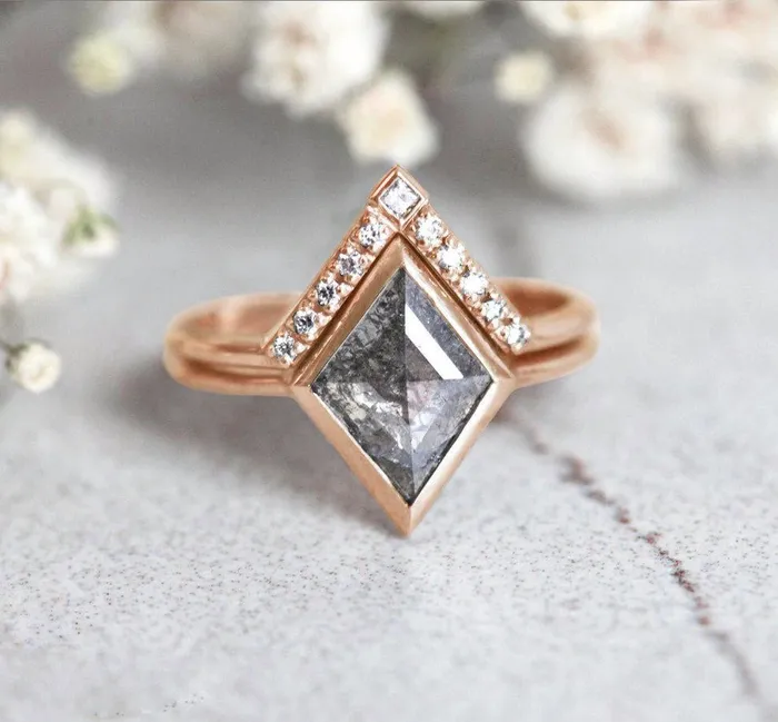 Jocelyn Salt Pepper Kite Diamond Ring Set Capucinne Rings