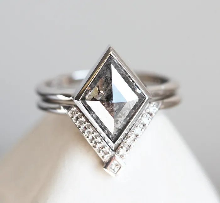 Jocelyn Salt Pepper Kite Diamond Ring Set Capucinne Rings