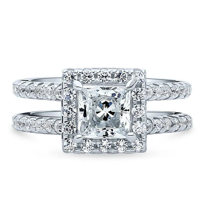 Rings BERRICLE Halo Princess CZ Ring in Sterling Silver