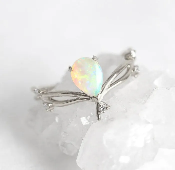 Rings capucinne Arizona Pear Opal Ring Ready to Ship
