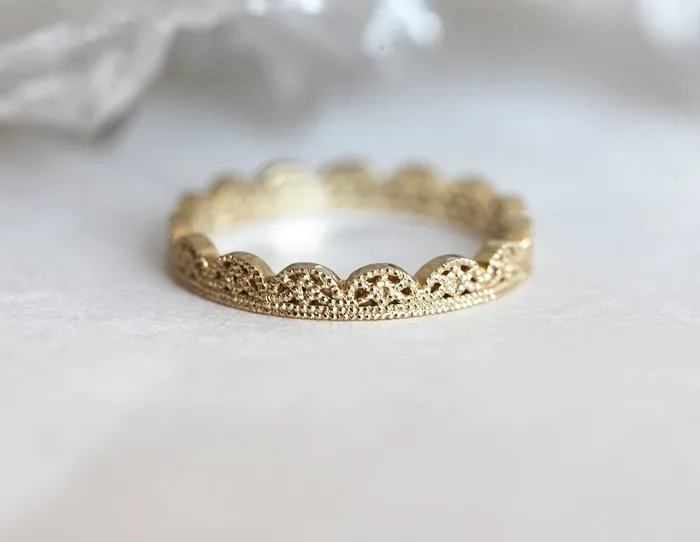 Rings Capucinne Dainty Gold Lace Filigree Wedding Ring