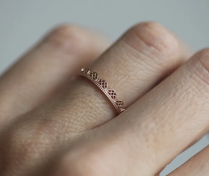 Rings Capucinne Dainty Gold Lace Filigree Wedding Ring